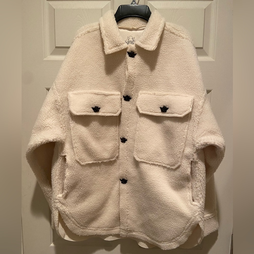 NWOT! Boys Lie Sherpa jacket one size!